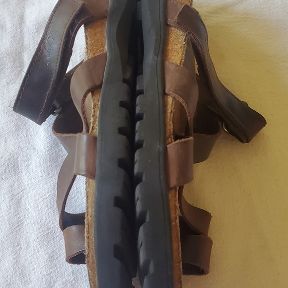 Naot Mens Brown Leather Strappy Toe Loop Sandals Comfort Footbed Size 41 main image 5